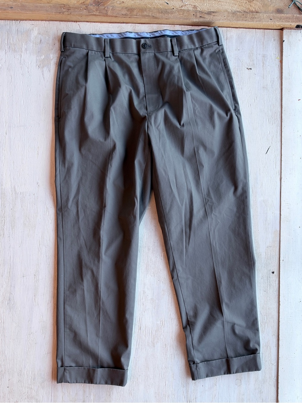 Brooks Brothers Gray Chino Elliot Fit Pants 38x30 Pleated